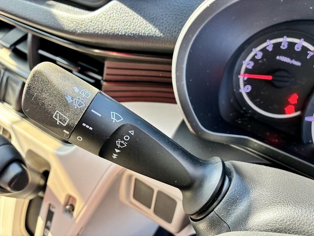 ステラ Ｌ　スマートアシスト　ダブルエアバック　衝突軽減　社外ナビ　ワンセグテレビ　ＣＤ　ＤＶＤ　バックカメラ　アイドリングストップ　電格ミラー　ベンチシート　コーナーセンサー　ワンオーナー（41枚目）