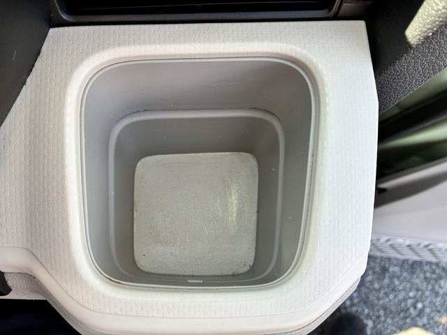 ステラ Ｌ　スマートアシスト　ダブルエアバック　衝突軽減　社外ナビ　ワンセグテレビ　ＣＤ　ＤＶＤ　バックカメラ　アイドリングストップ　電格ミラー　ベンチシート　コーナーセンサー　ワンオーナー（45枚目）