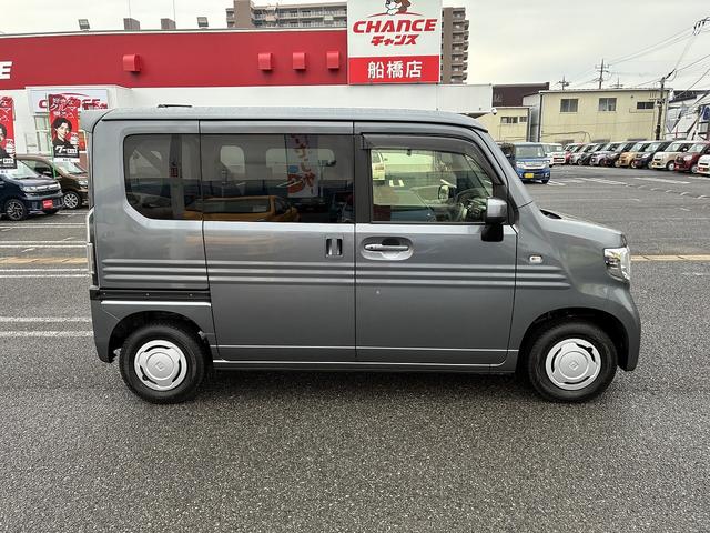 Ｎ－ＶＡＮ 　＋ＳＴＹＬＥ　ＣＯＯＬ・ターボホンダセンシング　衝突軽減　ＵＳＢ　スマートキー　ＥＴＣ　電動格納ミラー　両側スライドドア　オートライト　ドライブレコーダー　キーレス　プッシュスタート　フロアマット（8枚目）