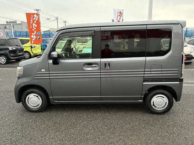 Ｎ－ＶＡＮ 　＋ＳＴＹＬＥ　ＣＯＯＬ・ターボホンダセンシング　衝突軽減　ＵＳＢ　スマートキー　ＥＴＣ　電動格納ミラー　両側スライドドア　オートライト　ドライブレコーダー　キーレス　プッシュスタート　フロアマット（12枚目）