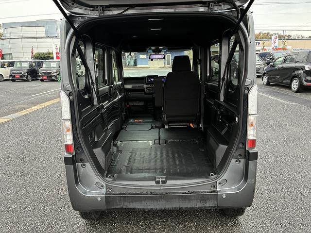 Ｎ－ＶＡＮ 　＋ＳＴＹＬＥ　ＣＯＯＬ・ターボホンダセンシング　衝突軽減　ＵＳＢ　スマートキー　ＥＴＣ　電動格納ミラー　両側スライドドア　オートライト　ドライブレコーダー　キーレス　プッシュスタート　フロアマット（17枚目）