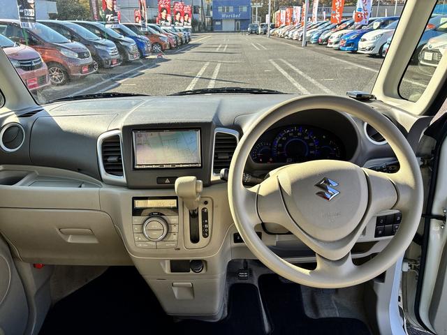 スペーシア X 社外ナビ フルセグテレビ バックカメラ 左側パワースライドドア 電動格納ミラー パワーウィンドウ アイドリングストップ エアバッグ ABS オートエアコン キーレスエントリー プッシュスタート(3枚目)