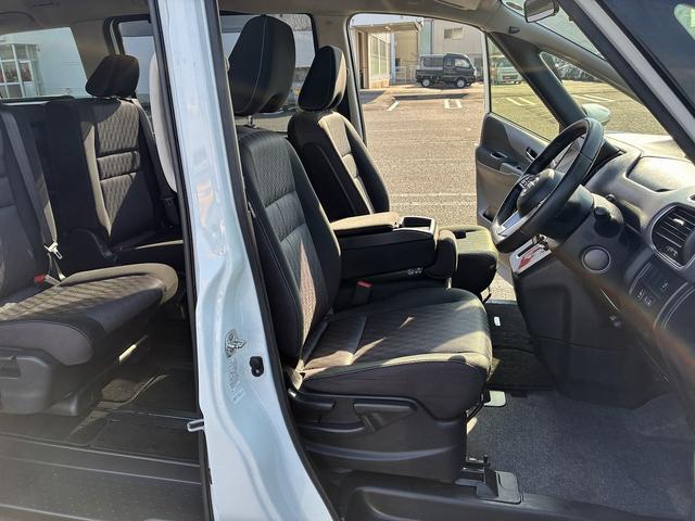 セレナ ハイウェイスターV 衝突軽減 純正ナビ フルセグTV CD/DVD Bluetooth クルーズコントロール ETC 後席モニター ドライブレコーダー 電動格納ミラー 両側電動スライドドア LEDライト オートライト(22枚目)