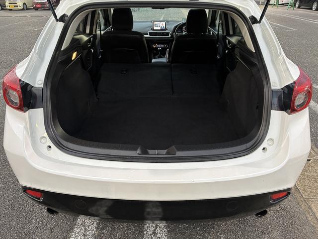 アクセラスポーツ XD 純正アルミホイール サンルーフ パワーシート オートライト HID CD DVD ETC プッシュスタート バックカメラ シートヒーター クルーズコントロール レーンアシスト ブラインドスポットモニタ(23枚目)