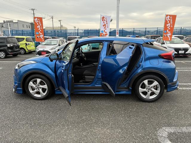 C-HR レーンアシスト 純正ナビ フルセグ CD DVD ETC LED コーナーセンサー バックカメラ クルーズコントロールアダプティブ オートライト オートハイビーム 純正アルミホイール プッシュスタート(13枚目)