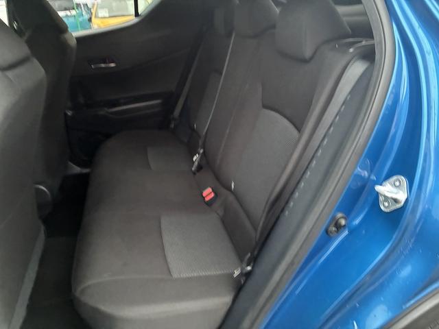 C-HR レーンアシスト 純正ナビ フルセグ CD DVD ETC LED コーナーセンサー バックカメラ クルーズコントロールアダプティブ オートライト オートハイビーム 純正アルミホイール プッシュスタート(15枚目)