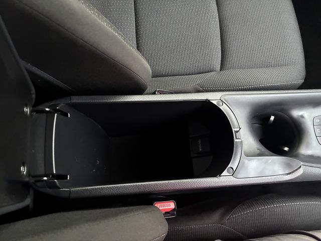 C-HR レーンアシスト 純正ナビ フルセグ CD DVD ETC LED コーナーセンサー バックカメラ クルーズコントロールアダプティブ オートライト オートハイビーム 純正アルミホイール プッシュスタート(25枚目)