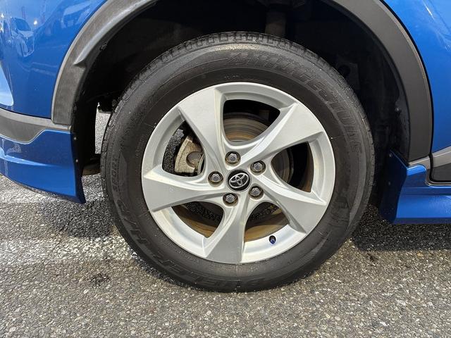 C-HR レーンアシスト 純正ナビ フルセグ CD DVD ETC LED コーナーセンサー バックカメラ クルーズコントロールアダプティブ オートライト オートハイビーム 純正アルミホイール プッシュスタート(53枚目)