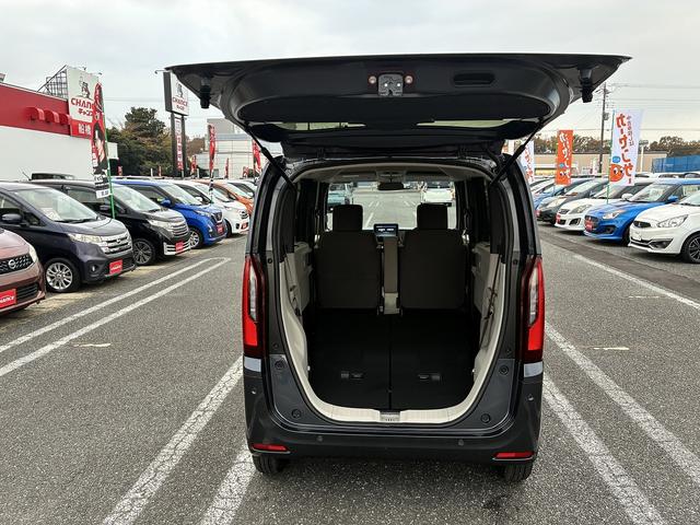 Ｎ－ＢＯＸ ベースグレード　純正ナビ　ＵＳＢ　バックカメラ　プッシュスタート　コーナーセンサー　クルーズコントロールアダプティブ　片側電動スライドドア　ベンチシート　オートライト　ダブルエアバック　カーテンエアバック　電格ミラー（17枚目）