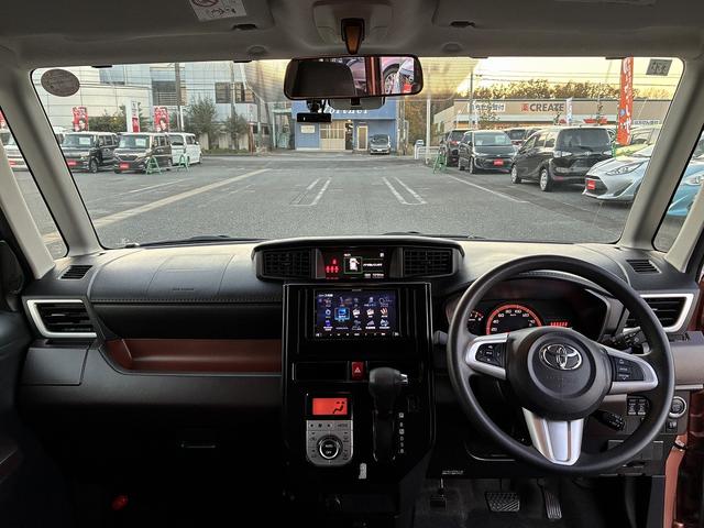 ルーミー G S 衝突軽減 社外ナビ フルセグTV CD/DVD Bluetooth バックカメラ キーレス スマートキー プッシュスタート 電動格納ミラー 両側パワースライドドア オートライト アイドリングストップ(3枚目)