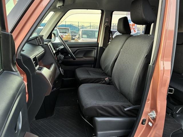 ルーミー G S 衝突軽減 社外ナビ フルセグTV CD/DVD Bluetooth バックカメラ キーレス スマートキー プッシュスタート 電動格納ミラー 両側パワースライドドア オートライト アイドリングストップ(14枚目)