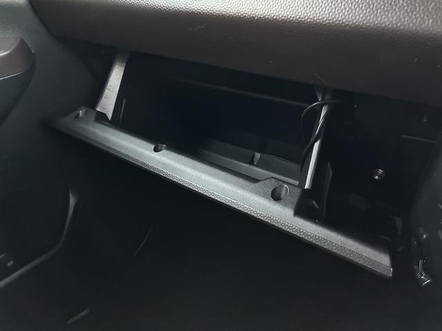 ルーミー G S 衝突軽減 社外ナビ フルセグTV CD/DVD Bluetooth バックカメラ キーレス スマートキー プッシュスタート 電動格納ミラー 両側パワースライドドア オートライト アイドリングストップ(25枚目)