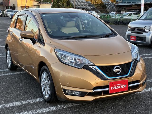 ノート e-パワー メダリスト 衝突軽減 純正ナビ フルセグTV CD/DVD Bluetooth バックカメラ キーレス スマートキー プッシュスタート ETC 電動格納ミラー オートライト LEDライト 純正アルミホイール(7枚目)