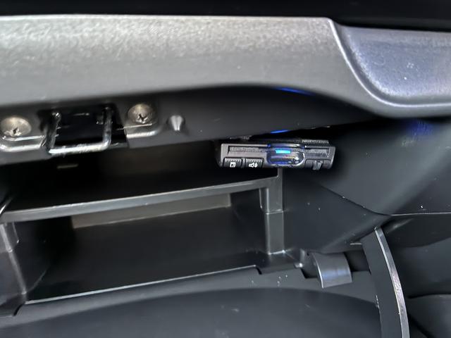 ノート e-パワー メダリスト 衝突軽減 純正ナビ フルセグTV CD/DVD Bluetooth バックカメラ キーレス スマートキー プッシュスタート ETC 電動格納ミラー オートライト LEDライト 純正アルミホイール(30枚目)