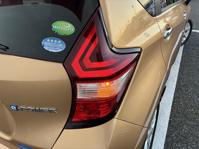 ノート e-パワー メダリスト 衝突軽減 純正ナビ フルセグTV CD/DVD Bluetooth バックカメラ キーレス スマートキー プッシュスタート ETC 電動格納ミラー オートライト LEDライト 純正アルミホイール(53枚目)