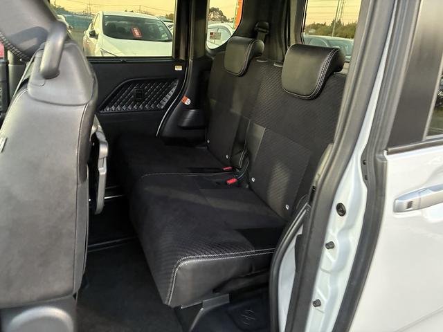 シフォン カスタムRS スマートアシスト W/サイド/カーテンエアバック 衝突軽減 CD バックカメラ サイドカメラ フロントカメラ アイドリングストップ クルーズコントロール シート 電動格納ミラー 両側パワースライドドア オートライト(15枚目)