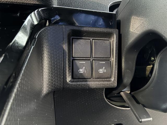 シフォン カスタムRS スマートアシスト W/サイド/カーテンエアバック 衝突軽減 CD バックカメラ サイドカメラ フロントカメラ アイドリングストップ クルーズコントロール シート 電動格納ミラー 両側パワースライドドア オートライト(34枚目)