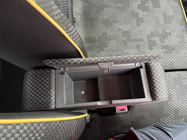 ハスラー Ｊ　衝突軽減　レーンアシスト　フルセグＴＶ　ＣＤ／ＤＶＤ　Ｂｌｕｅｔｏｏｔｈ　バック／サイド／フロントカメラ　アイドリングストップ　スマートキー　オートライト　ＥＴＣ　電動格納ミラー　ドライブレコーダー（25枚目）