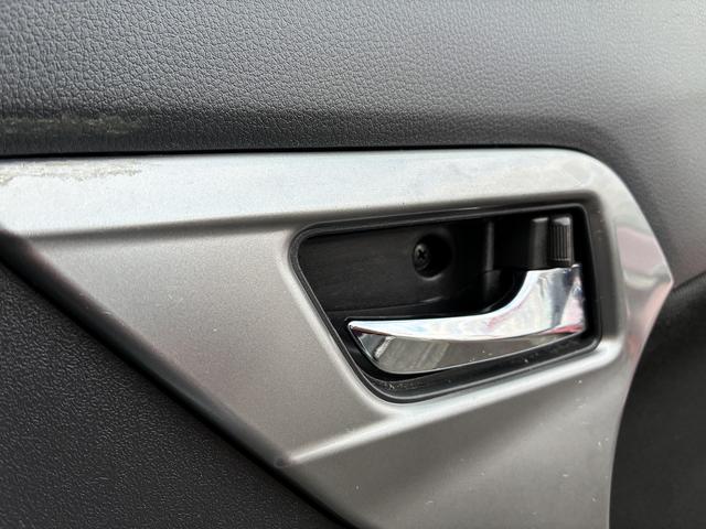 コペン ローブ 純正ナビ フルセグTV DVD Bluetooth バックカメラ シートヒーター LEDライト フォグライト 純正アルミホイール キーレス スマートキー フロアマット Wエアバック プッシュスタート(25枚目)