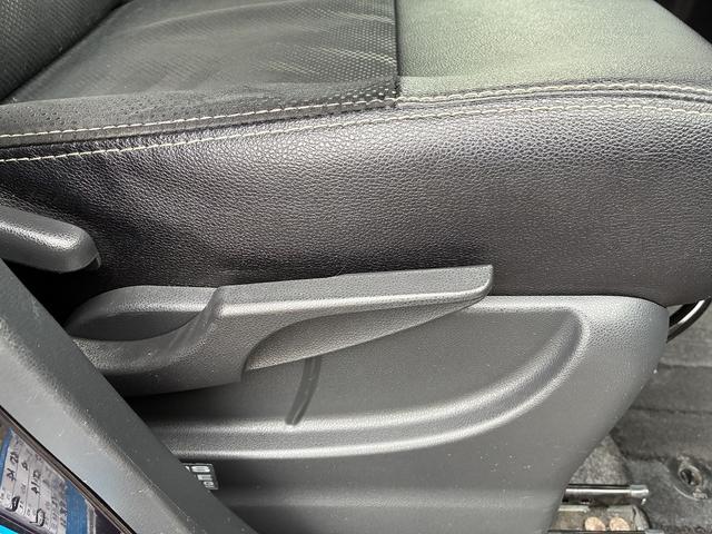 タント カスタムＸ　トップエディションＳＡ　衝突軽減　純正ナビ　フルセグＴＶ　ＣＤ／ＤＶＤ　キーレス　スマートキー　プッシュスタート　ＥＴＣ　電動格納ミラー　片側電動スライドドア　フォグライト　オートライト　純正アルミホイール　フロアマット（25枚目）