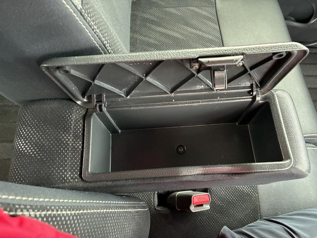 タント カスタムＸ　トップエディションＳＡ　衝突軽減　純正ナビ　フルセグＴＶ　ＣＤ／ＤＶＤ　キーレス　スマートキー　プッシュスタート　ＥＴＣ　電動格納ミラー　片側電動スライドドア　フォグライト　オートライト　純正アルミホイール　フロアマット（27枚目）