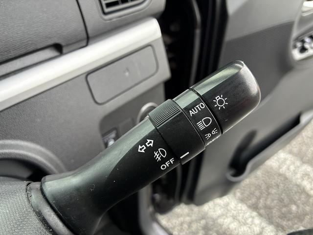 タント カスタムＸ　トップエディションＳＡ　衝突軽減　純正ナビ　フルセグＴＶ　ＣＤ／ＤＶＤ　キーレス　スマートキー　プッシュスタート　ＥＴＣ　電動格納ミラー　片側電動スライドドア　フォグライト　オートライト　純正アルミホイール　フロアマット（36枚目）