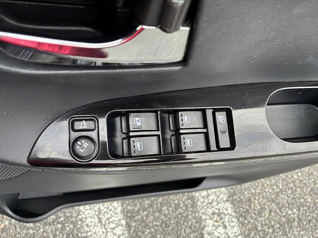 タント カスタムＸ　トップエディションＳＡ　衝突軽減　純正ナビ　フルセグＴＶ　ＣＤ／ＤＶＤ　キーレス　スマートキー　プッシュスタート　ＥＴＣ　電動格納ミラー　片側電動スライドドア　フォグライト　オートライト　純正アルミホイール　フロアマット（39枚目）