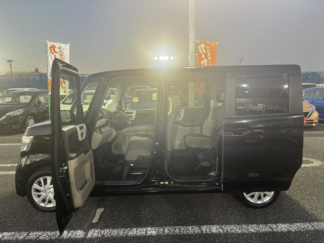 Ｎ－ＢＯＸ Ｇ・Ｌホンダセンシング　衝突軽減　レーンアシスト　社外ナビ　ワンセグＴＶ　ＣＤ／ＤＶＤ　Ｂｌｕｅｔｏｏｔｈ　バックカメラ　スマートキー　クルーズコントロール　ＥＴＣ　電動格納ミラー　片側電動スライドドア　オートライト　ＬＥＤ（11枚目）