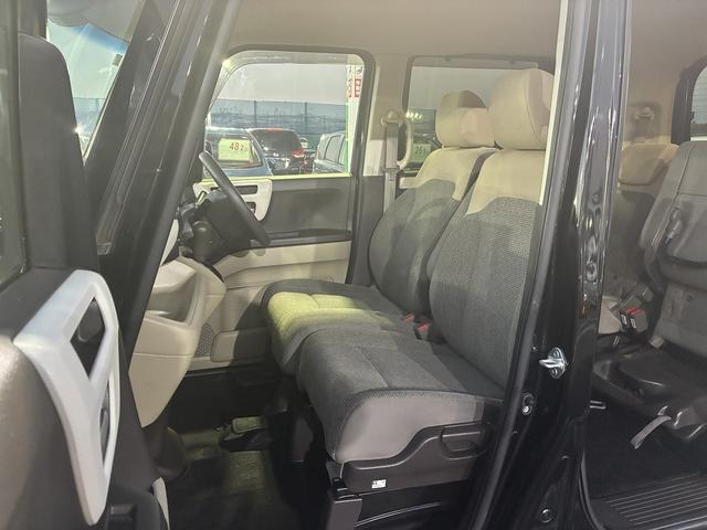 Ｎ－ＢＯＸ Ｇ・Ｌホンダセンシング　衝突軽減　レーンアシスト　社外ナビ　ワンセグＴＶ　ＣＤ／ＤＶＤ　Ｂｌｕｅｔｏｏｔｈ　バックカメラ　スマートキー　クルーズコントロール　ＥＴＣ　電動格納ミラー　片側電動スライドドア　オートライト　ＬＥＤ（12枚目）