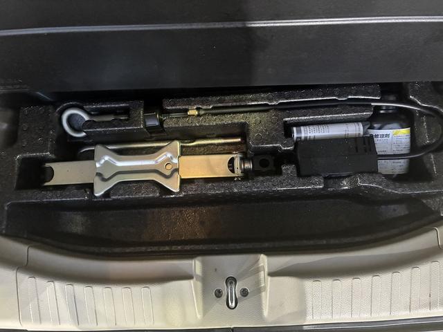 Ｎ－ＢＯＸ Ｇ・Ｌホンダセンシング　衝突軽減　レーンアシスト　社外ナビ　ワンセグＴＶ　ＣＤ／ＤＶＤ　Ｂｌｕｅｔｏｏｔｈ　バックカメラ　スマートキー　クルーズコントロール　ＥＴＣ　電動格納ミラー　片側電動スライドドア　オートライト　ＬＥＤ（18枚目）