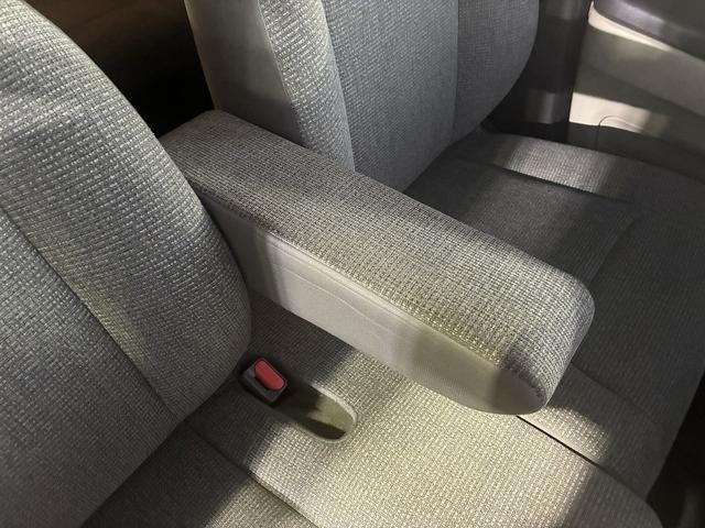 Ｎ－ＢＯＸ Ｇ・Ｌホンダセンシング　衝突軽減　レーンアシスト　社外ナビ　ワンセグＴＶ　ＣＤ／ＤＶＤ　Ｂｌｕｅｔｏｏｔｈ　バックカメラ　スマートキー　クルーズコントロール　ＥＴＣ　電動格納ミラー　片側電動スライドドア　オートライト　ＬＥＤ（24枚目）