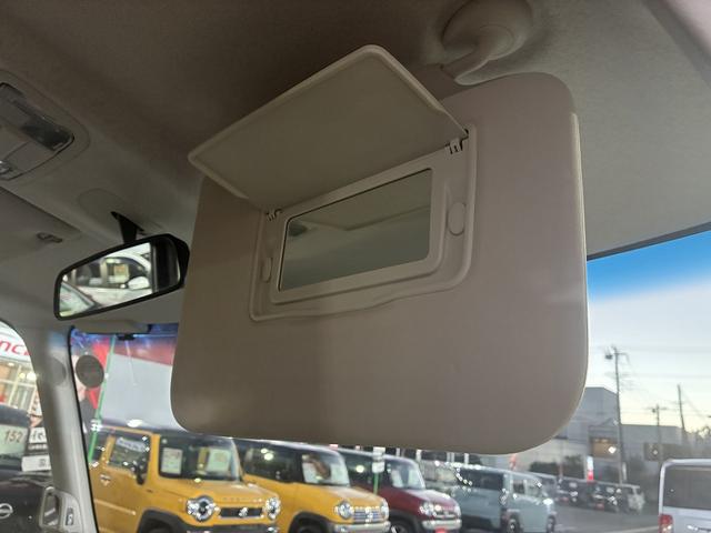 Ｎ－ＢＯＸ Ｇ・Ｌホンダセンシング　衝突軽減　レーンアシスト　社外ナビ　ワンセグＴＶ　ＣＤ／ＤＶＤ　Ｂｌｕｅｔｏｏｔｈ　バックカメラ　スマートキー　クルーズコントロール　ＥＴＣ　電動格納ミラー　片側電動スライドドア　オートライト　ＬＥＤ（46枚目）