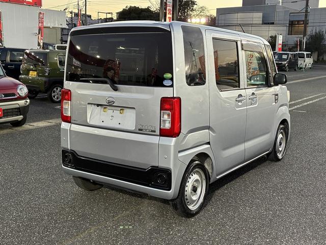 ハイゼットキャディー D SAIII 衝突軽減 CD アイドリングストップ キーレス オートハイビーム 前席パワーウィンドウ エアコン 助手席エアバック 運転席エアバック 2人乗り スマートアシスト3 シルバー(9枚目)