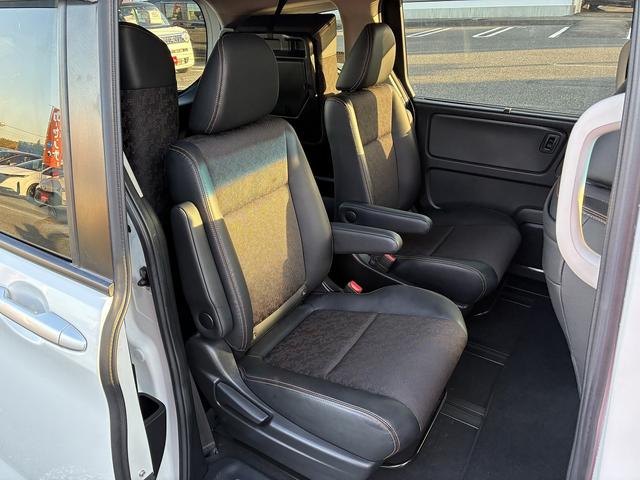 フリードハイブリッド ハイブリッド・クロスターホンダセンシング SDナビゲーションシステム フルセグテレビ BLUETOOTH バックカメラ スマートキー プッシュスタート ETC クルーズコントロール 前席シートヒーター 両側電動スライドドア LEDヘッドライト(25枚目)