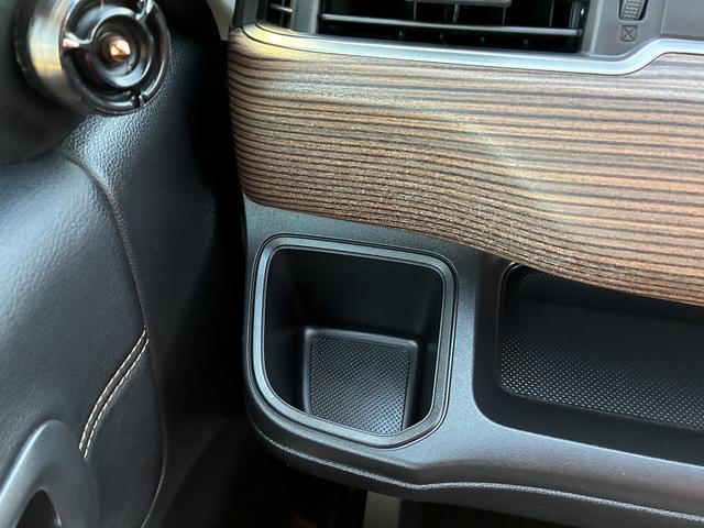 フリードハイブリッド ハイブリッド・クロスターホンダセンシング SDナビゲーションシステム フルセグテレビ BLUETOOTH バックカメラ スマートキー プッシュスタート ETC クルーズコントロール 前席シートヒーター 両側電動スライドドア LEDヘッドライト(29枚目)