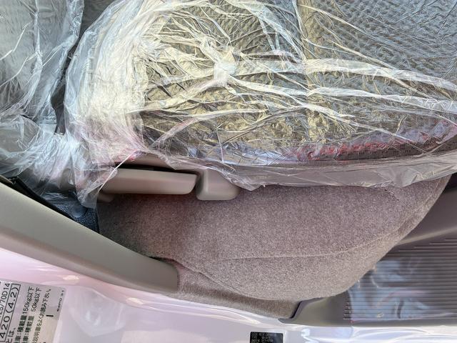 エブリイ PAリミテッド ラジオデッキ 前席パワーウィンドウ エアコン キーレスエントリーキーシステム コーナーセンサー レーダーブレーキサポート アイドリングストップ 助手席側エアーバック USB 運転席エアーバック(24枚目)