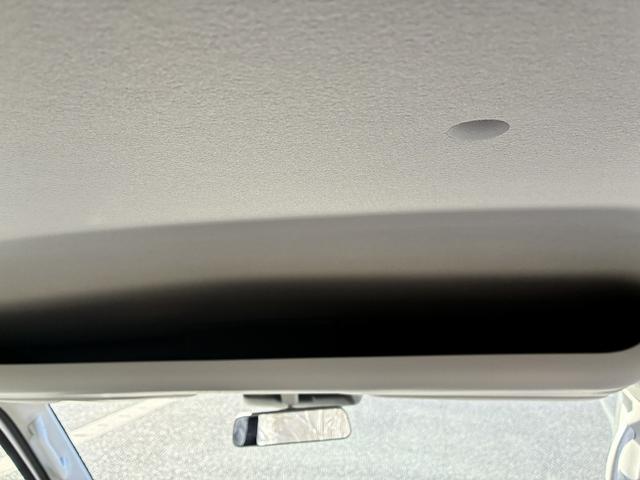 エブリイ PAリミテッド ラジオデッキ 前席パワーウィンドウ エアコン キーレスエントリーキーシステム コーナーセンサー レーダーブレーキサポート アイドリングストップ 助手席側エアーバック USB 運転席エアーバック(45枚目)