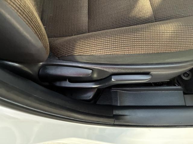 シエンタ ハイブリッドG 純正ナビ バックカメラ ETC Bluetoothオーディオ オートエアコン オートライト 衝突軽減ブレーキ フルセグテレビ オートハイビーム 両側電動スライドドア 後席モニター 電動格納ミラー(24枚目)