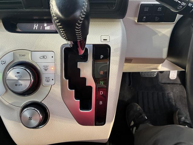 シエンタ ハイブリッドG 純正ナビ バックカメラ ETC Bluetoothオーディオ オートエアコン オートライト 衝突軽減ブレーキ フルセグテレビ オートハイビーム 両側電動スライドドア 後席モニター 電動格納ミラー(26枚目)