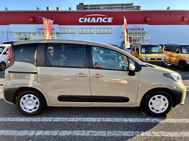 シエンタ ハイブリッドG 純正ナビ フルセグTV 衝突軽減 レーンキープアシスト Bluetooth接続 全周囲カメラ ETC コーナーセンサー アダプティブクルーズコントロール LEDヘッドライト 両側電動スライドドア(8枚目)