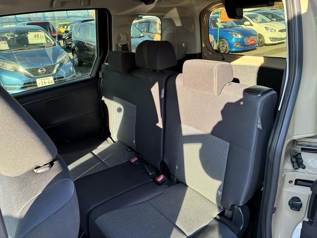 シエンタ ハイブリッドG 純正ナビ フルセグTV 衝突軽減 レーンキープアシスト Bluetooth接続 全周囲カメラ ETC コーナーセンサー アダプティブクルーズコントロール LEDヘッドライト 両側電動スライドドア(15枚目)