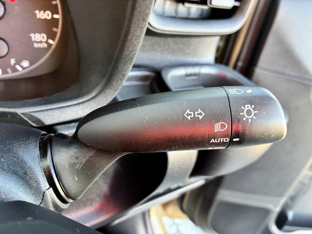 シエンタ ハイブリッドG 純正ナビ フルセグTV 衝突軽減 レーンキープアシスト Bluetooth接続 全周囲カメラ ETC コーナーセンサー アダプティブクルーズコントロール LEDヘッドライト 両側電動スライドドア(33枚目)