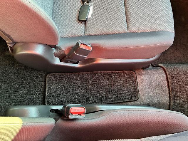 シエンタ ハイブリッドG 純正ナビ フルセグTV 衝突軽減 レーンキープアシスト Bluetooth接続 全周囲カメラ ETC コーナーセンサー アダプティブクルーズコントロール LEDヘッドライト 両側電動スライドドア(47枚目)