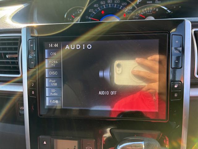 タント カスタムＸ　ＳＡ　純正ナビ　バックカメラ　フルセグテレビ　Ｂｌｕｅｔｏｏｔｈオーディオ　スマートキー　電動格納ミラー　両側スライドドア片側電動ドア　ステアリングリモコン　ＣＤ　ＤＶＤ　ＵＳＢ接続　ＬＥＤヘッドライト（29枚目）