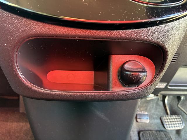 タント カスタムＸ　ＳＡ　純正ナビ　バックカメラ　フルセグテレビ　Ｂｌｕｅｔｏｏｔｈオーディオ　スマートキー　電動格納ミラー　両側スライドドア片側電動ドア　ステアリングリモコン　ＣＤ　ＤＶＤ　ＵＳＢ接続　ＬＥＤヘッドライト（32枚目）