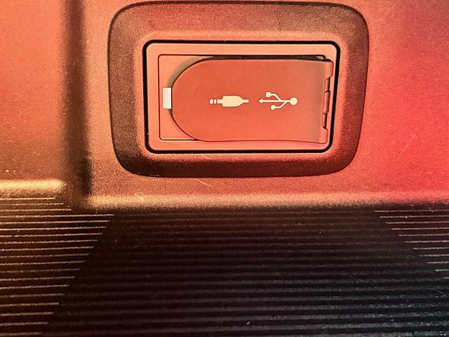 ハリアーハイブリッド G 純正ナビ フルセグTV 衝突軽減 レーンキープアシスト バックカメラ Bluetooth接続 ETC クルーズコントロール LEDヘッドライト パワーシート 電格ミラー 電動リアゲート オートライト(27枚目)