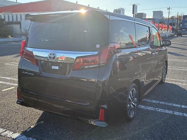 アルファード ２．５Ｓ　Ｃパッケージ　ＳＤナビゲーションシステム　フルセグテレビ　ＣＤ　ＤＶＤ　ＢＬＵＥＴＯＯＴＨ　ＵＳＢ　バックカメラ　全方位カメラ　スマートキー　プッシュスタート　ＥＴＣ　コーナーセンサー　両側電動スライドドア　ステリ（9枚目）