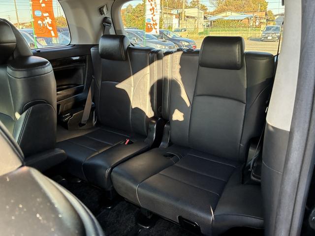 アルファード ２．５Ｓ　Ｃパッケージ　ＳＤナビゲーションシステム　フルセグテレビ　ＣＤ　ＤＶＤ　ＢＬＵＥＴＯＯＴＨ　ＵＳＢ　バックカメラ　全方位カメラ　スマートキー　プッシュスタート　ＥＴＣ　コーナーセンサー　両側電動スライドドア　ステリ（16枚目）