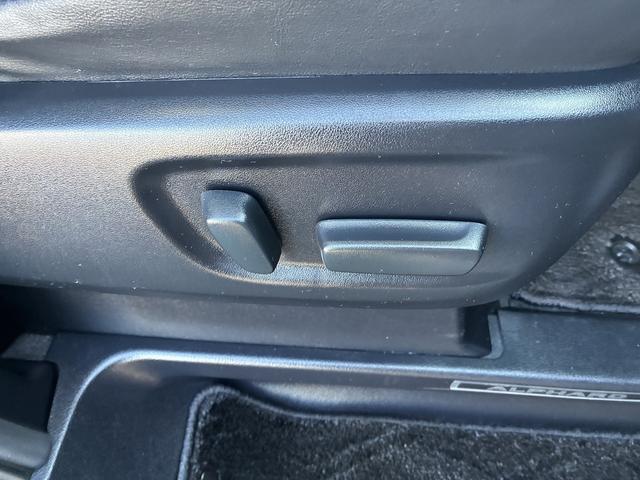 アルファード ２．５Ｓ　Ｃパッケージ　ＳＤナビゲーションシステム　フルセグテレビ　ＣＤ　ＤＶＤ　ＢＬＵＥＴＯＯＴＨ　ＵＳＢ　バックカメラ　全方位カメラ　スマートキー　プッシュスタート　ＥＴＣ　コーナーセンサー　両側電動スライドドア　ステリ（23枚目）