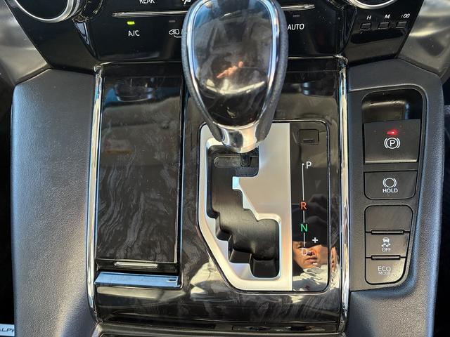 アルファード ２．５Ｓ　Ｃパッケージ　ＳＤナビゲーションシステム　フルセグテレビ　ＣＤ　ＤＶＤ　ＢＬＵＥＴＯＯＴＨ　ＵＳＢ　バックカメラ　全方位カメラ　スマートキー　プッシュスタート　ＥＴＣ　コーナーセンサー　両側電動スライドドア　ステリ（35枚目）